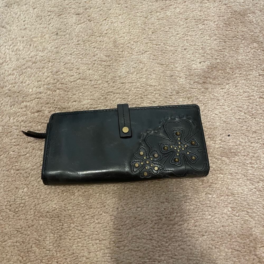 Fossil wallet